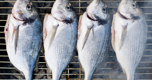 Consejos y trucos para una barbacoa de pescado: mejores pescados y mariscos para asar
